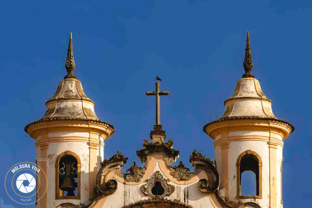 Pássaro na Torre da Igreja Nossa Senhora do Carmo - Mariana - MG
