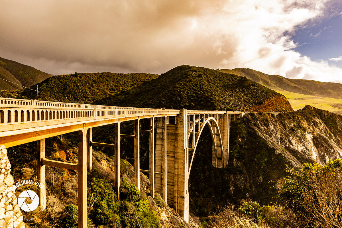 Versão 6 de Ponte de Arcos na Highway 1CA - EUA