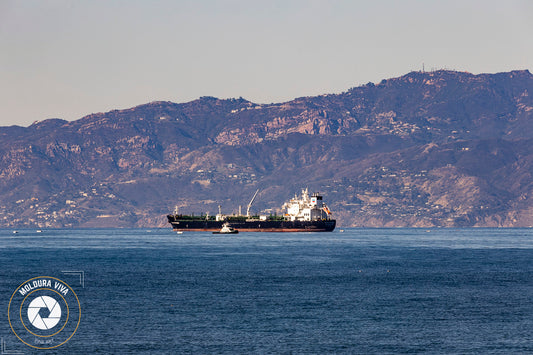 Navio na Costa de Los Angeles - CA