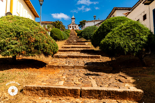 Escadarias de acesso a Igreja Matriz de Santa Rita - Serro - MG