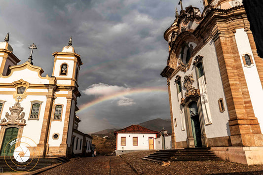 Arco Iris entre as Igrejas Nossa Senhora do Carmo e São Francisco de Assis em Mariana - MG.