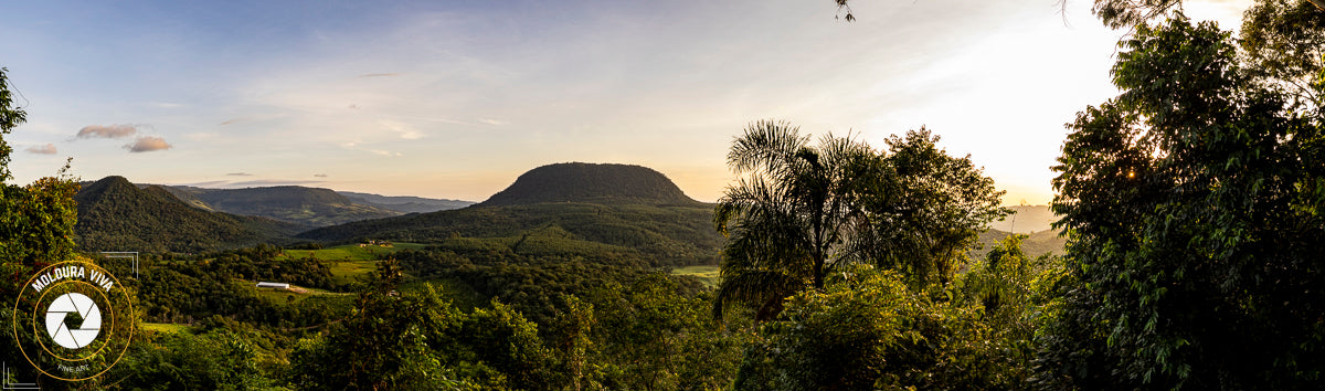 Panorâmica de Nascer do Sol no Morro do Chapéu - PR