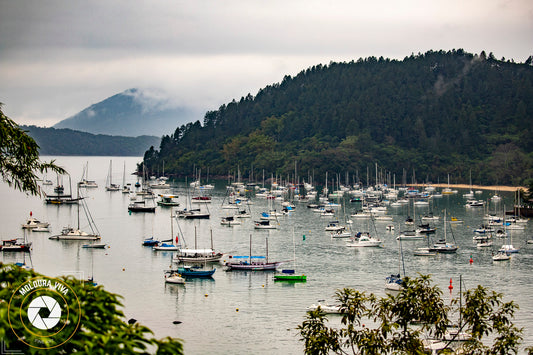 Poluição de Barcos na Baia de Ubatuba - SP