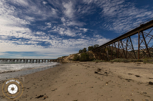 Ponte e Pier abandonado no Pacífico – CA