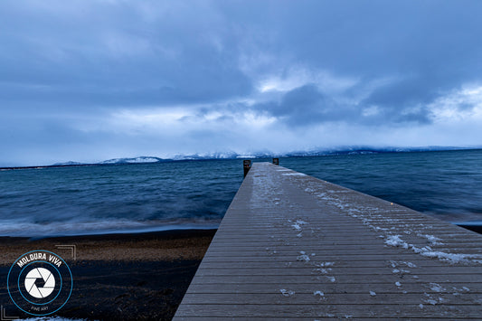 Amanhecer gelado nas Montanhas de Lake Tahoe - EUA